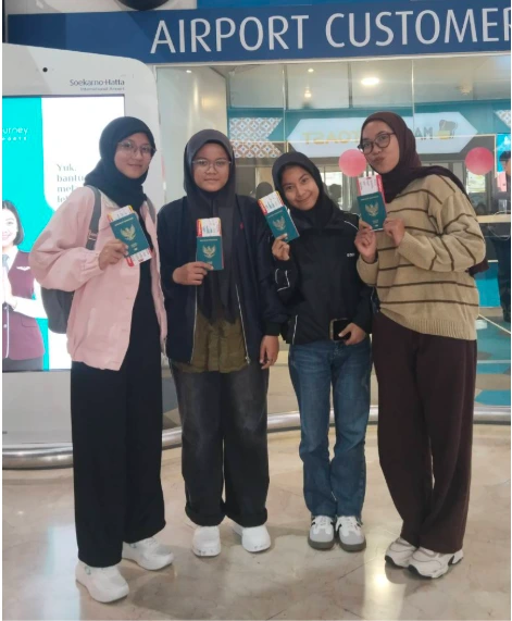 Kak Eka Saat Mendaki Gunung Fuji