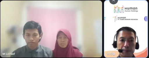 Kak Lathief Didampingi oleh Ibunya Saat Pencairan Dana Talang untuk Keberangkatan via Online